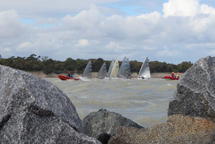 medal-race-first-upwind-pic-r-deaves